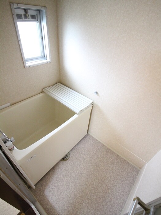 物件内観写真12　(バス／シャワールーム等)