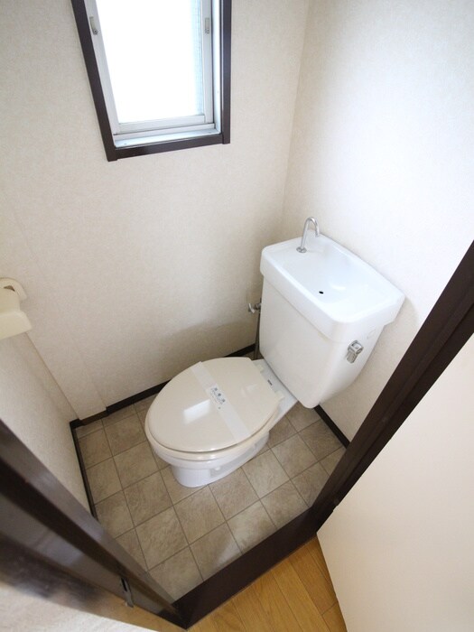 物件内観写真13　(トイレ)