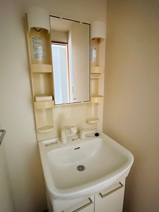 物件内観写真12　(洗面)