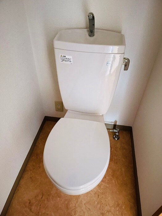 物件内観写真13　(トイレ)