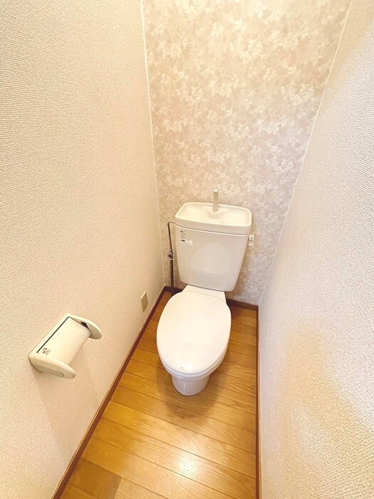 物件内観写真11　(トイレ)