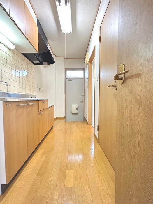 物件内観写真15　(廊下)