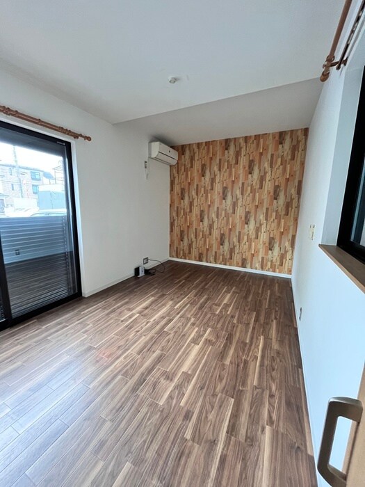 物件内観写真10　(居室)