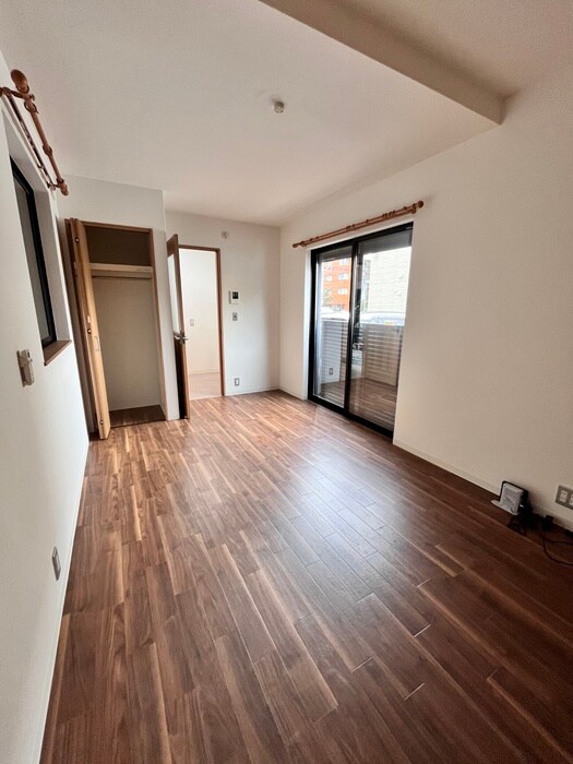 物件内観写真11　(居室)