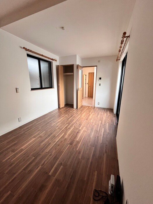 物件内観写真12　(居室)