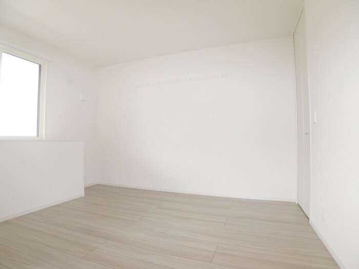 物件内観写真8　(居室)