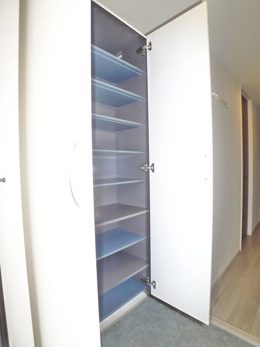 物件内観写真14　(靴箱)