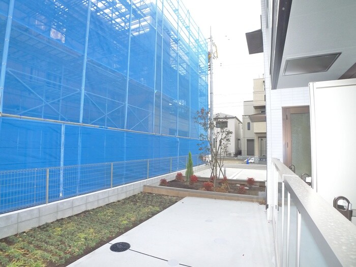 物件内観写真20　(室内からの展望)