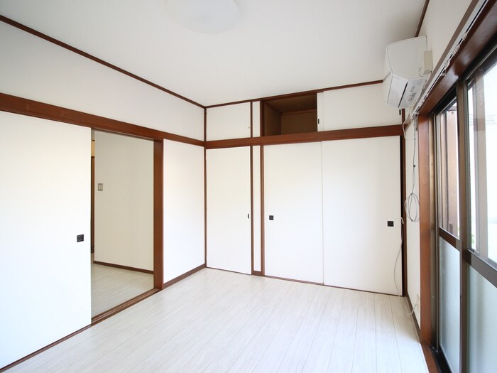 物件内観写真16　(居室)