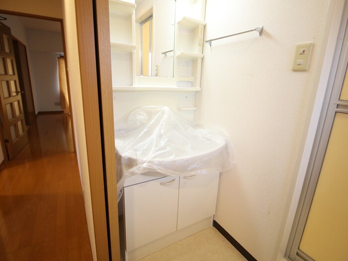 物件内観写真9　(洗面)