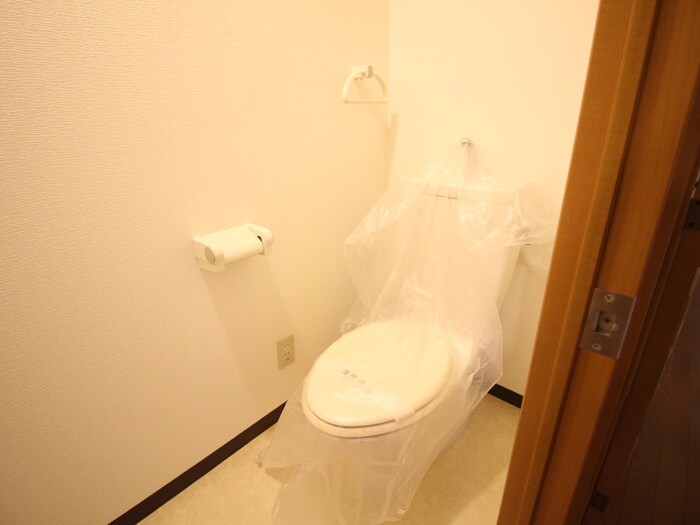 物件内観写真11　(トイレ)