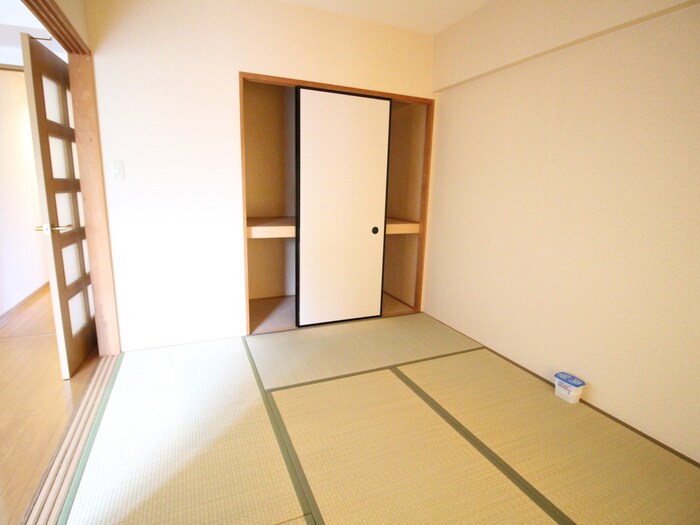 物件内観写真18　(居室)