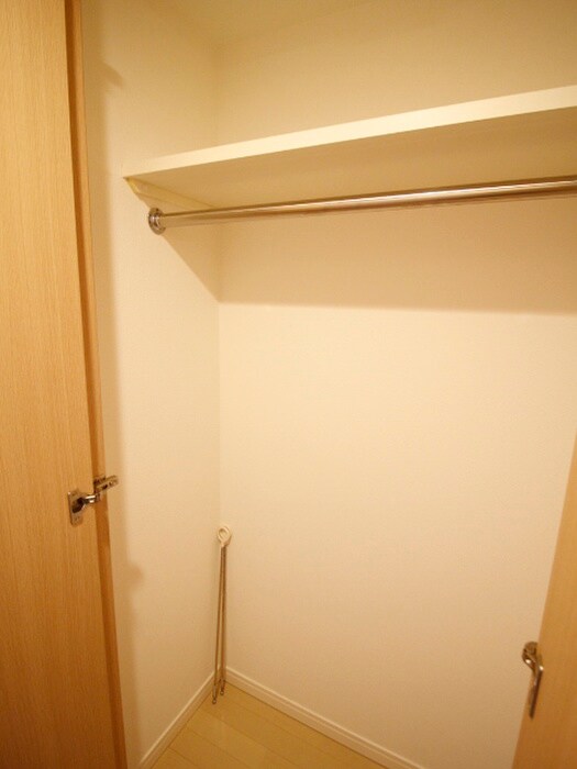 物件内観写真9　(収納)