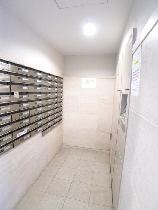 物件外観写真4　(建物設備)