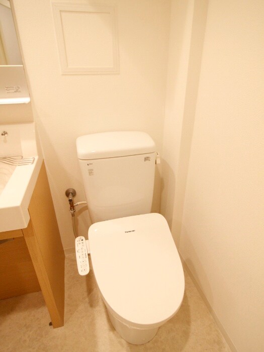 物件内観写真14　(トイレ)