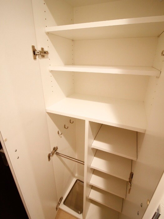 物件内観写真16　(靴箱)