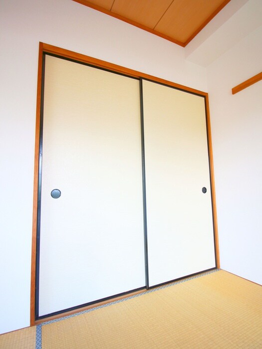 物件内観写真9　(収納)