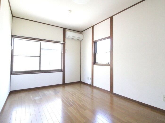 物件内観写真6　(居室)