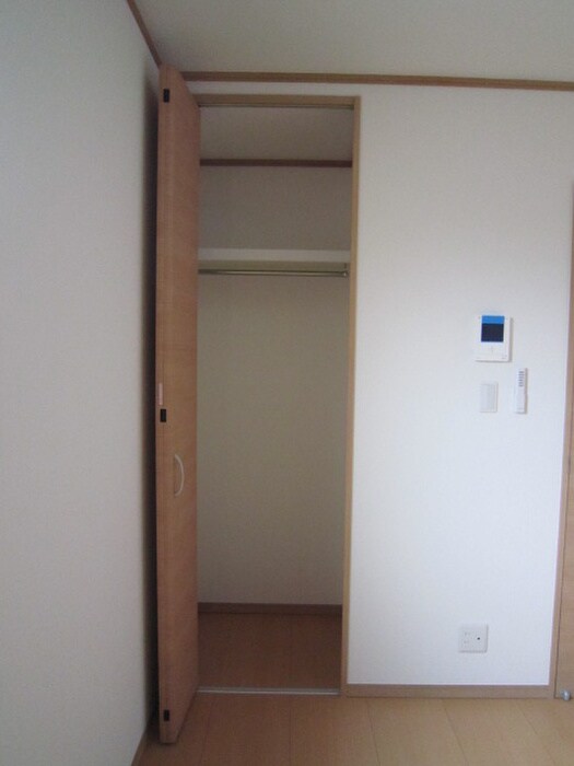 物件内観写真8　(収納)