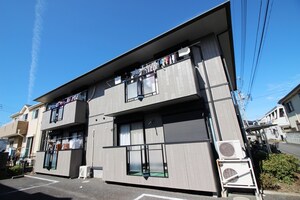 グランシャリオC外観写真