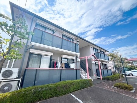 シャトル武蔵野台B外観写真