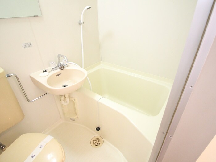 物件内観写真12　(バス／シャワールーム等)