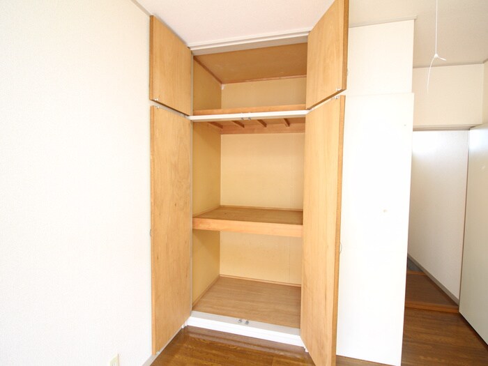 物件内観写真15　(収納)