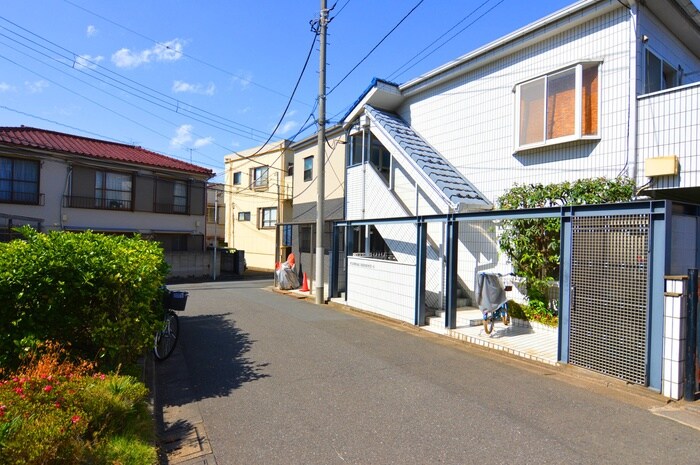 物件外観写真3　(周辺環境)