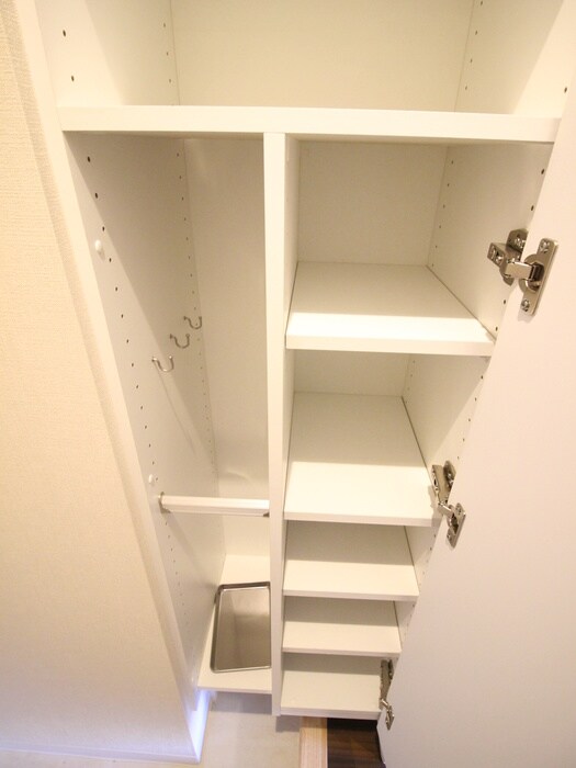 物件内観写真12　(靴箱)