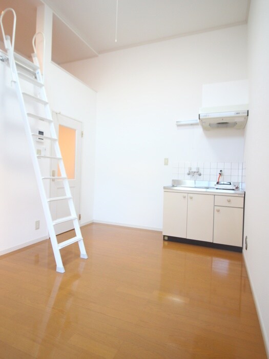 物件内観写真8　(居室)