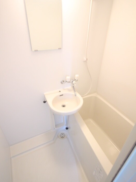 物件内観写真13　(バス／シャワールーム等)