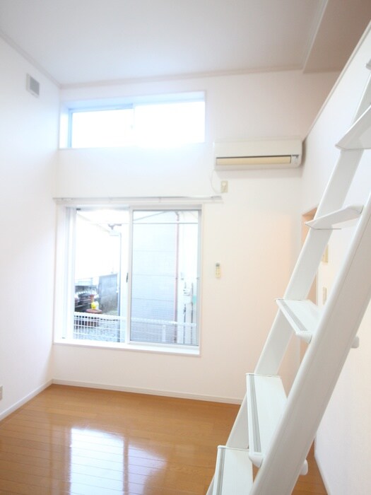 物件内観写真17　(居室)