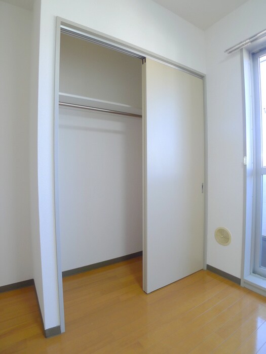 物件内観写真9　(収納)