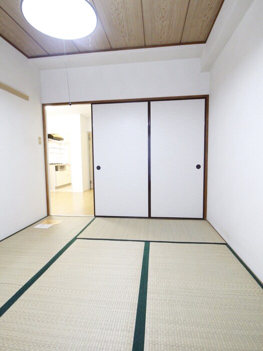 物件内観写真16　(居室)