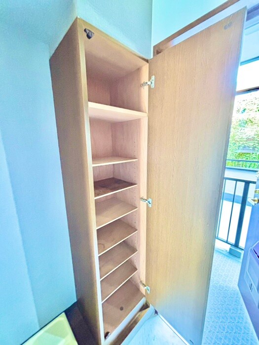 物件内観写真14　(靴箱)