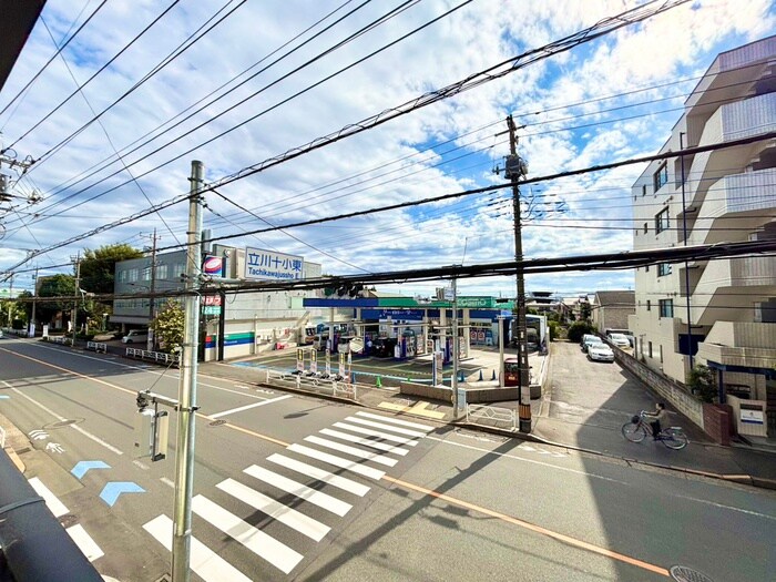 物件内観写真16　(室内からの展望)