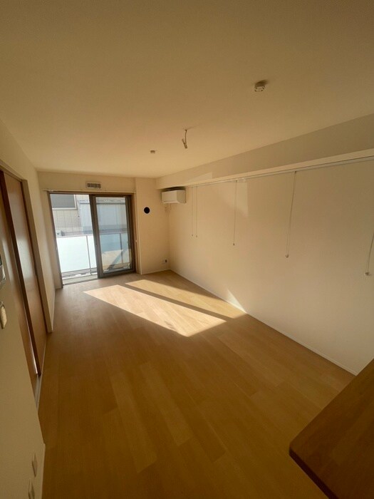 物件内観写真8　(ベランダ・バルコニー)