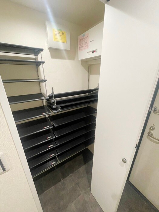 物件内観写真8　(内観写真)