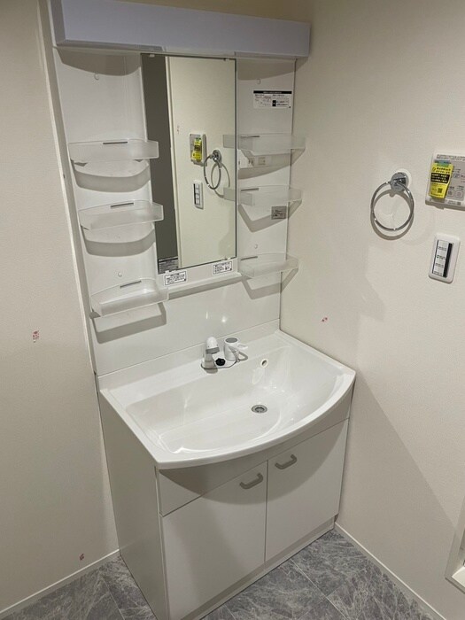 物件内観写真12　(洗面)