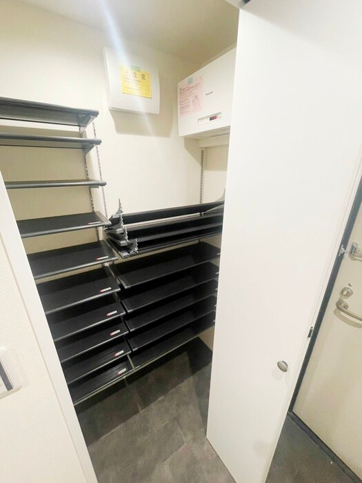 物件内観写真16　(内観写真)