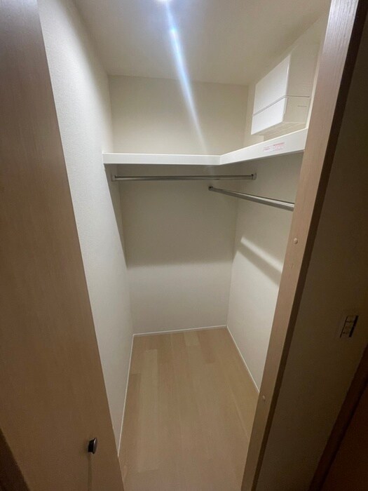 物件内観写真18　(収納)