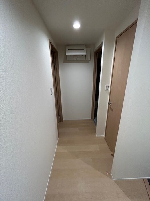 物件内観写真21　(廊下)