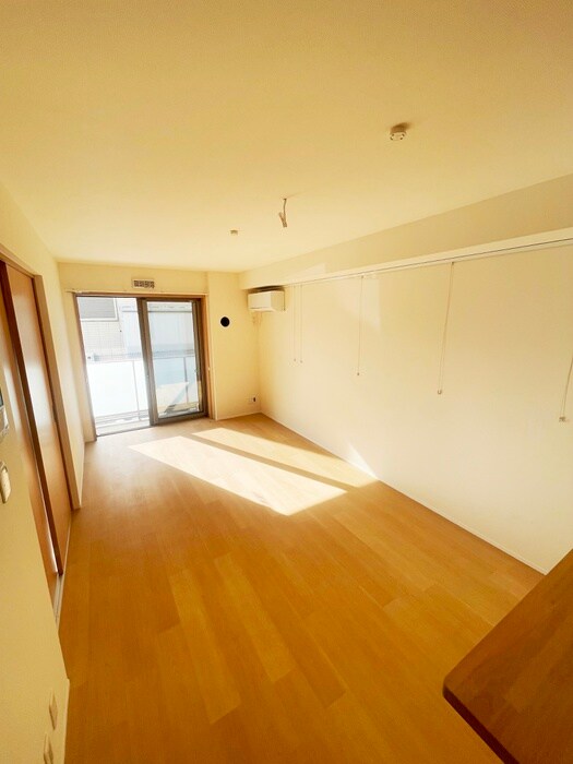 物件内観写真21　(居室)