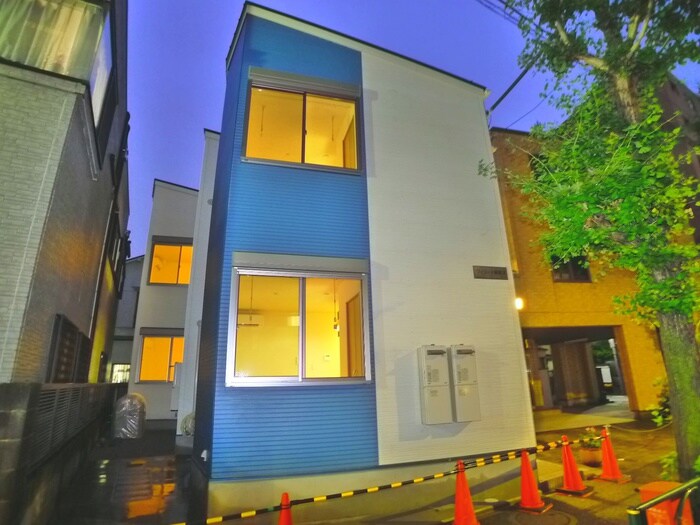 物件外観写真3　(周辺環境)