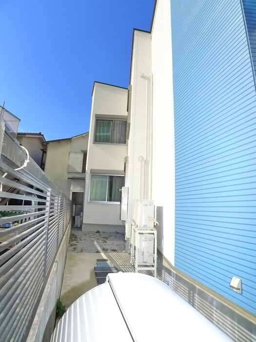 物件外観写真6　(駐輪場)