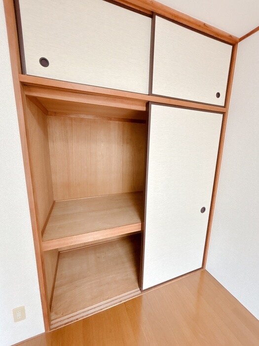 物件内観写真10　(収納)