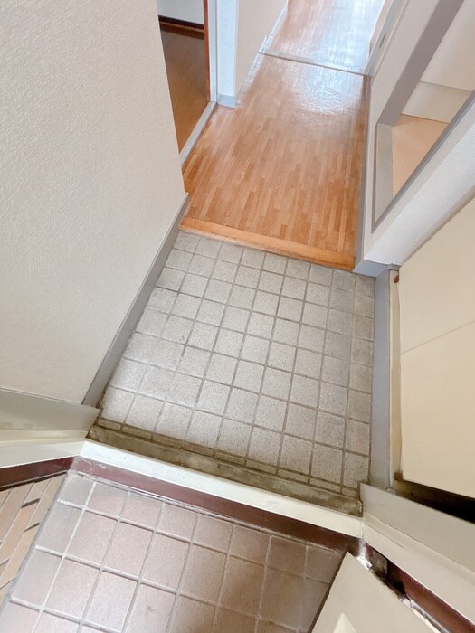 物件内観写真20　(玄関)