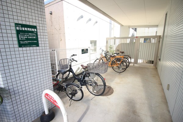 駐輪場