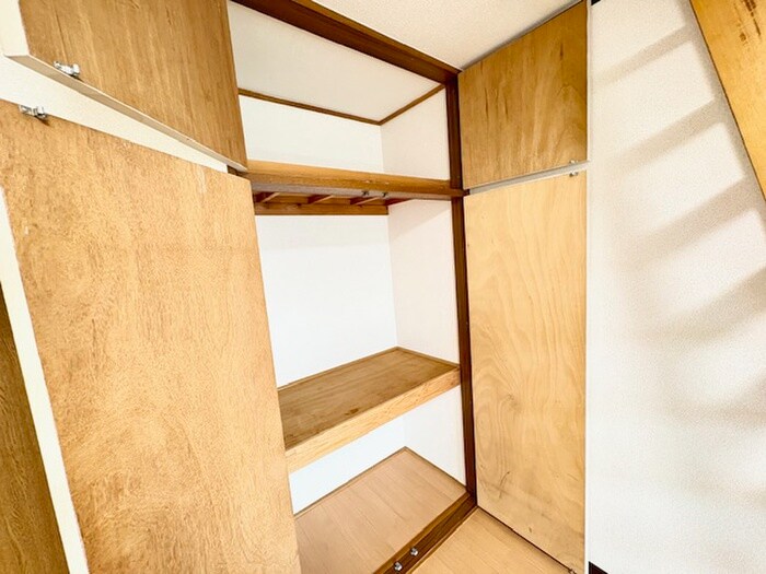 物件内観写真13　(収納)