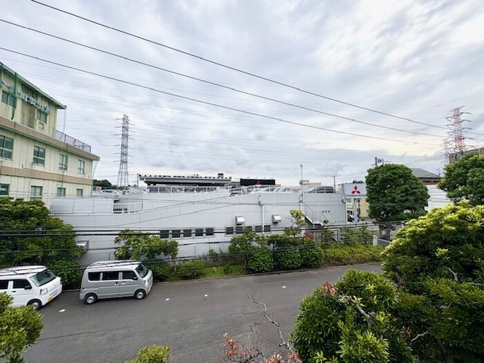 物件内観写真15　(室内からの展望)